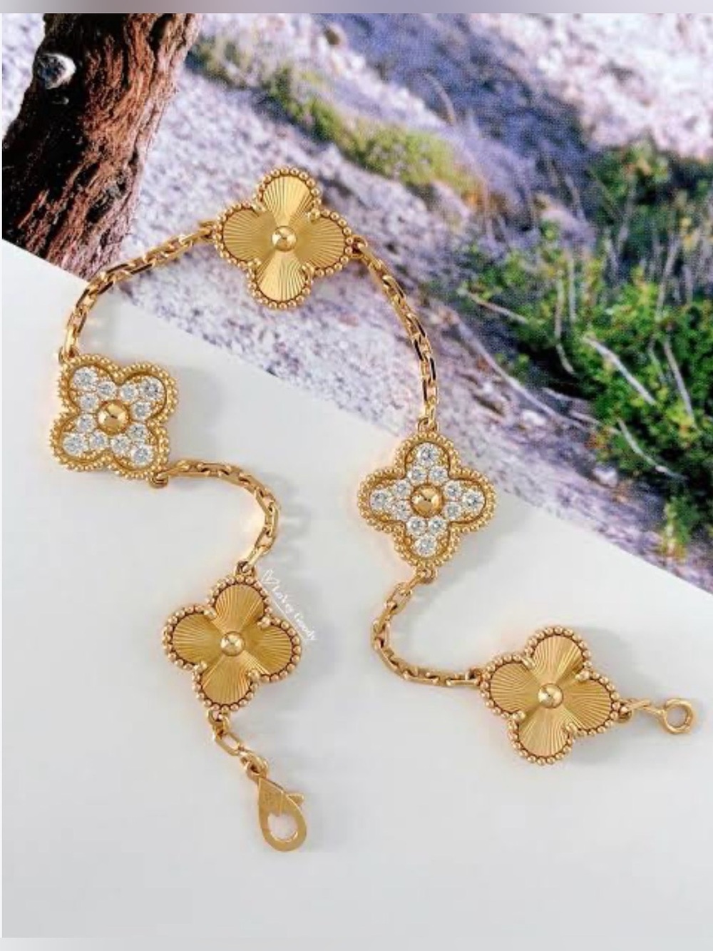 Gold Clover Link Bracelet with Crystal Accents - Timeless Floral Design